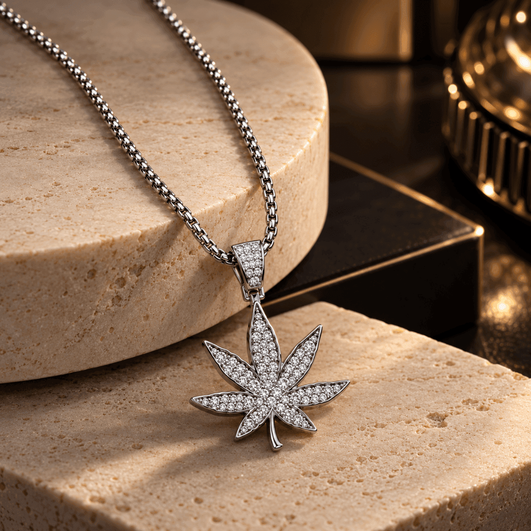 Palm Leaf Box Chain Pendant - view 4