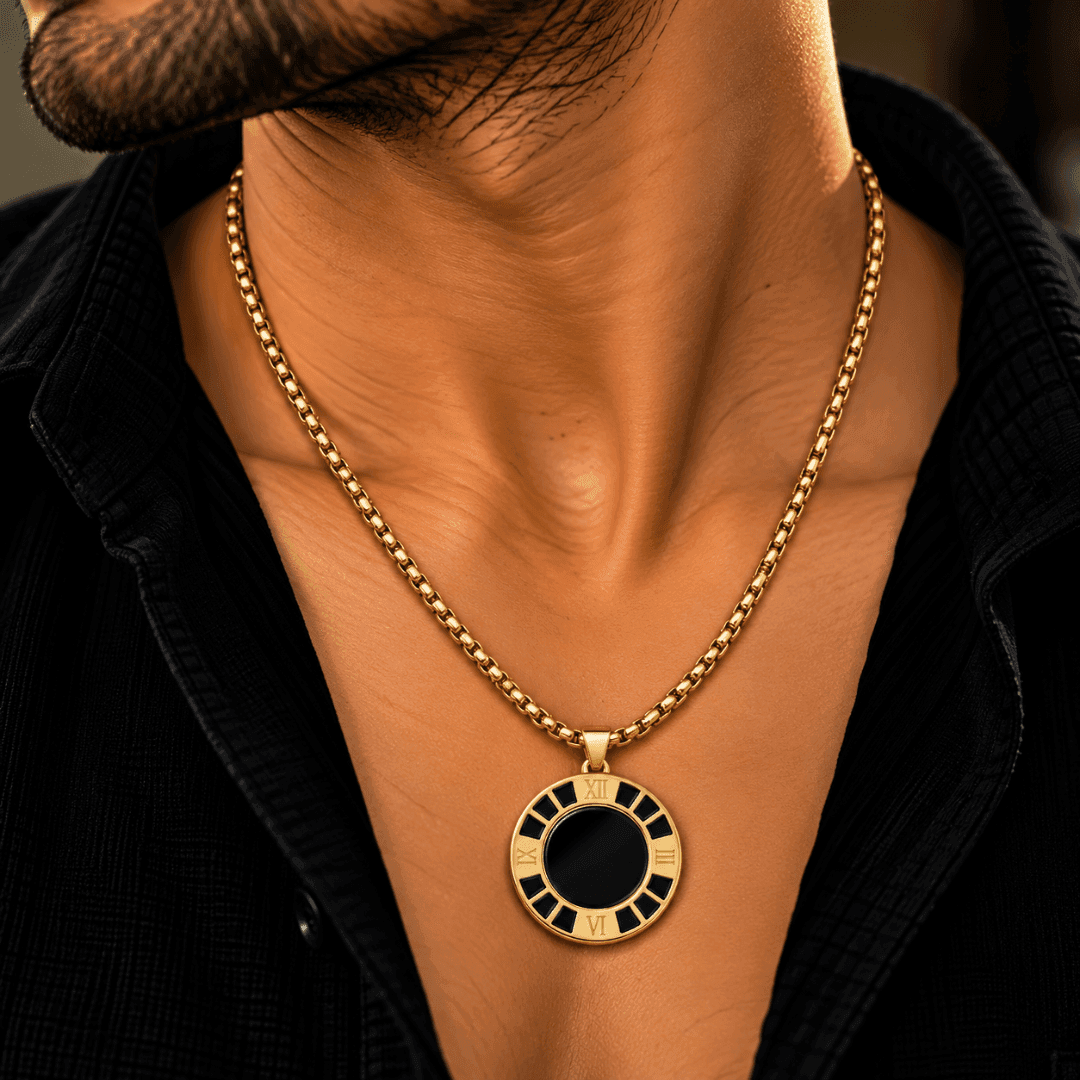 Sovereign Roman Numeral Onyx Box Chain Pendant - view 2