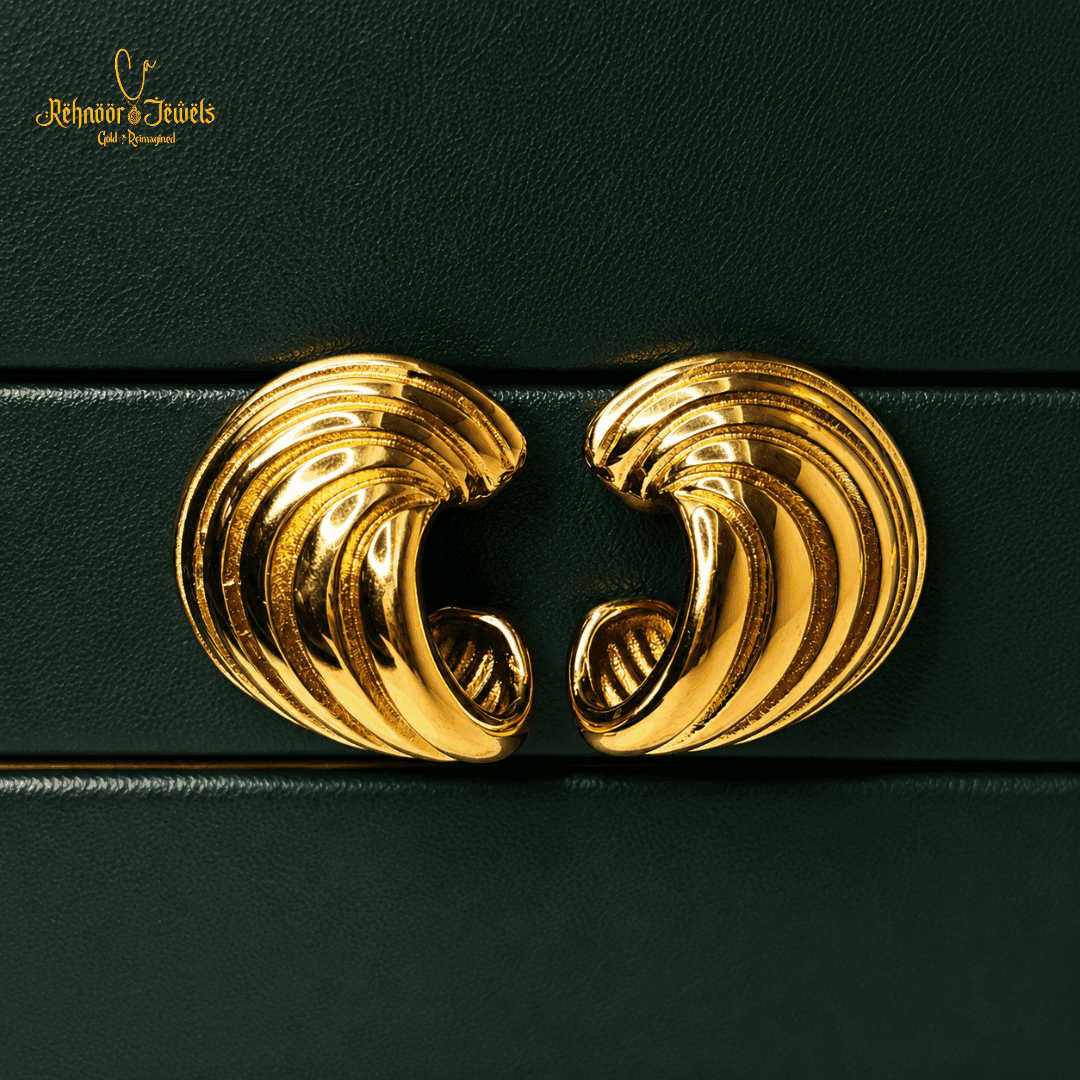 Vintage Ribbed Fan Gold Plated Earrings - view 1