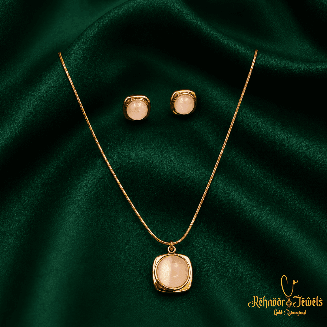 Crystal Stone-Studded Gold Plated Jewellery Set - view 1