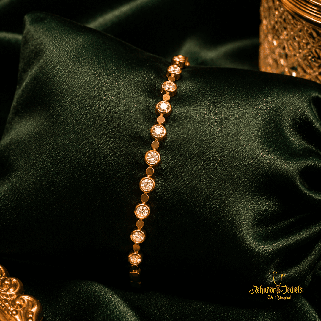 GOLDHARTZ Round Moissanite Bezel-Link Bracelet - view 1