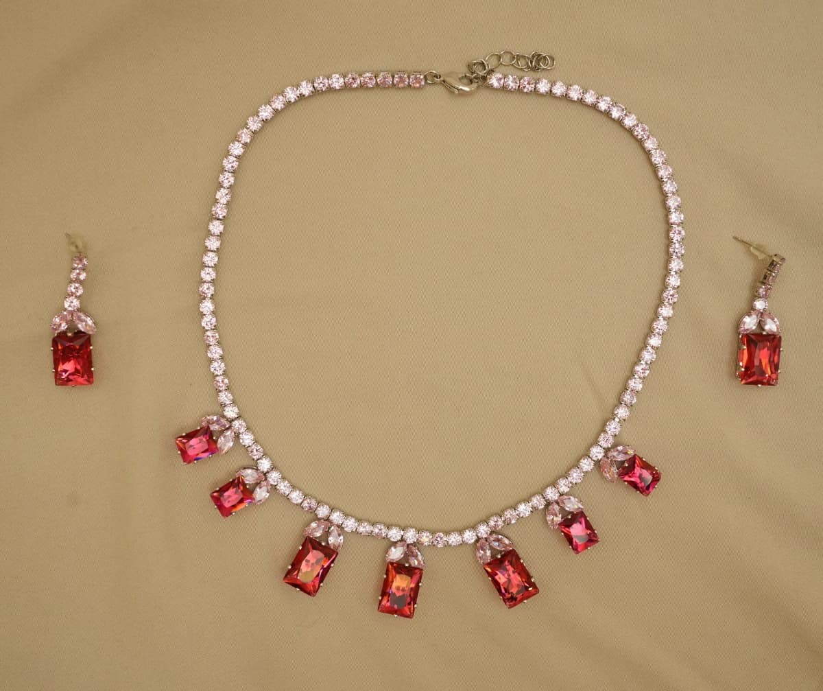 Ruby Radiance Necklace Set - view 2