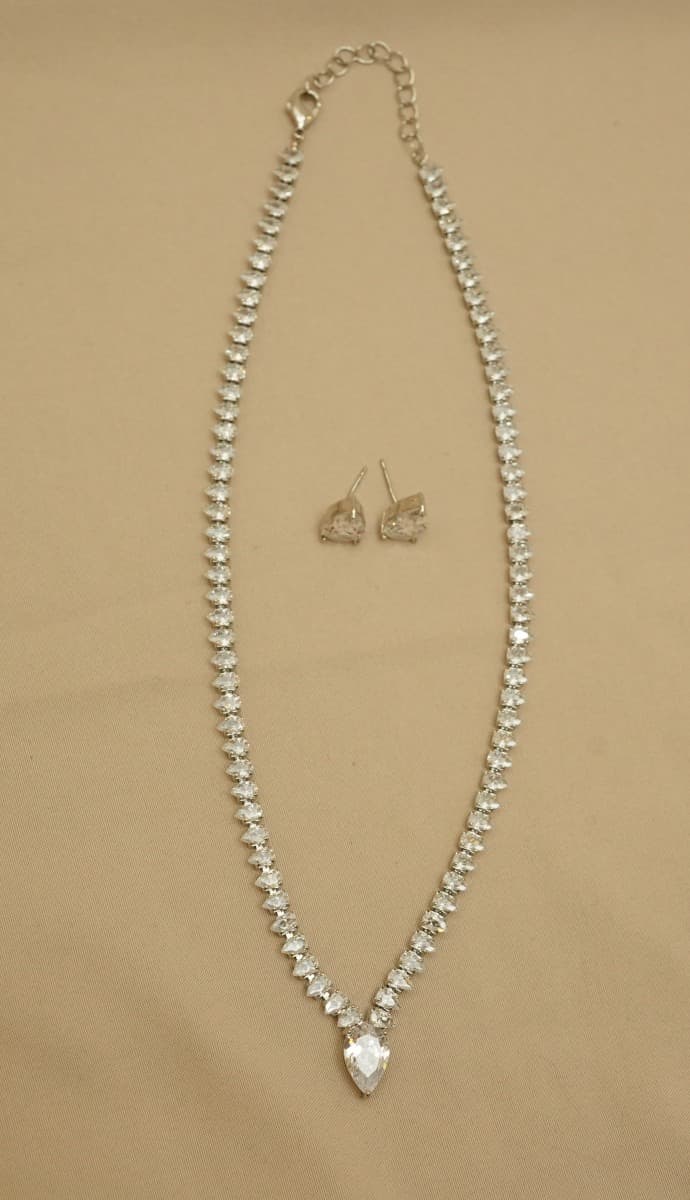 Celestia Teardrop Set - view 2