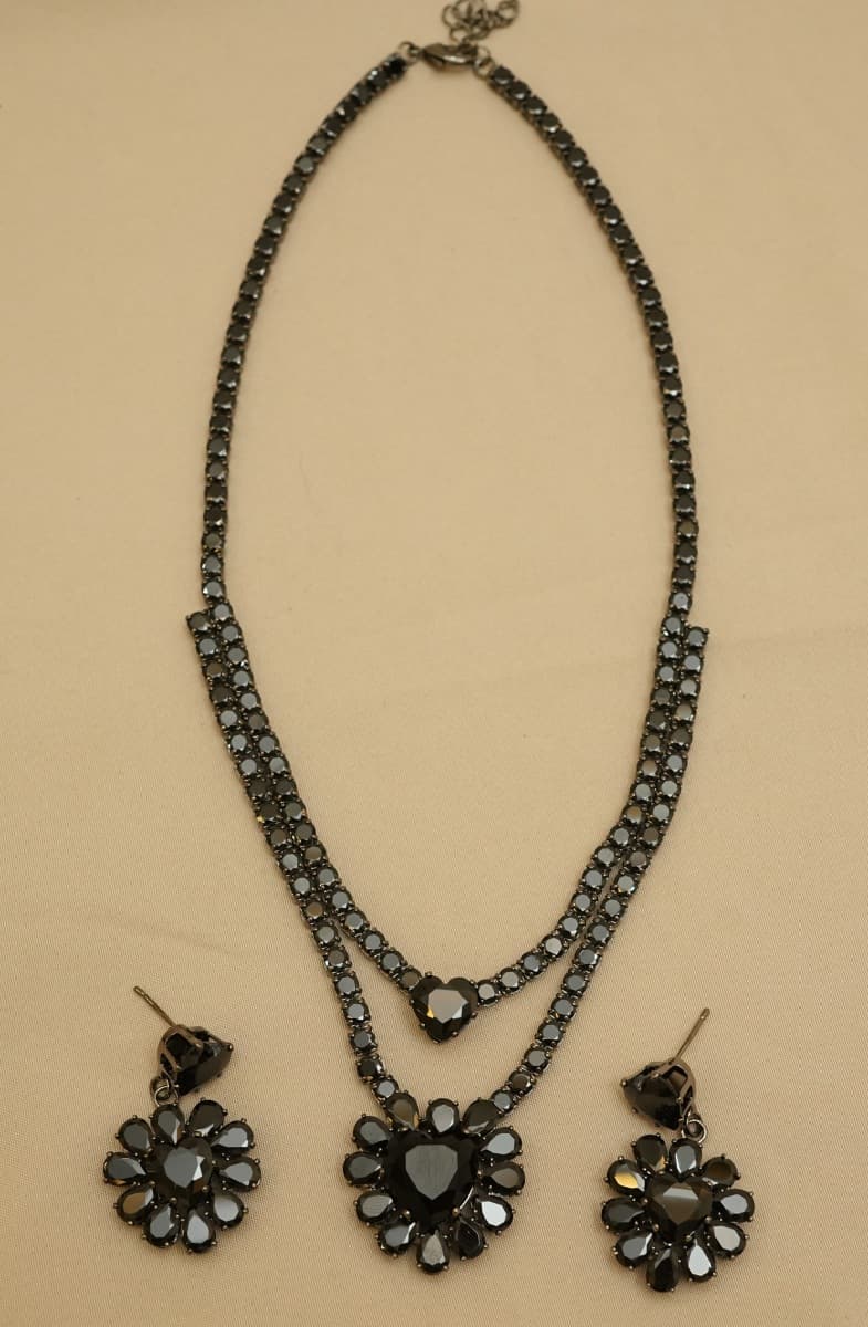 Onyx Noir Statement Set - view 2