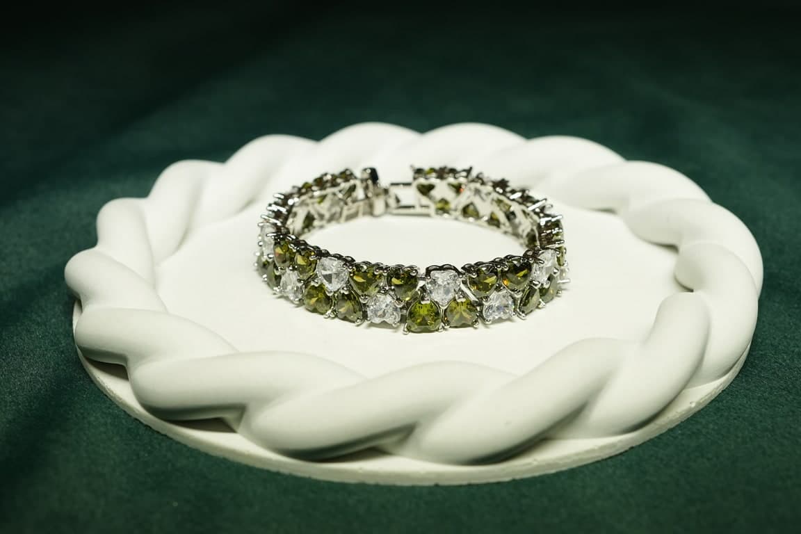 Heart Prism Tennis Bracelet - view 5